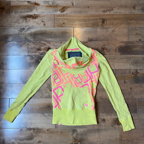 Joshua Perets sweater - Picture 2 of 3